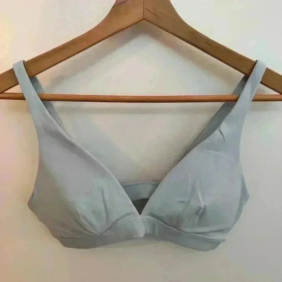 BOUTIQUE Deep V-Neck Sports Bra Padded Low Impact Fitness - Picture 5 of 5